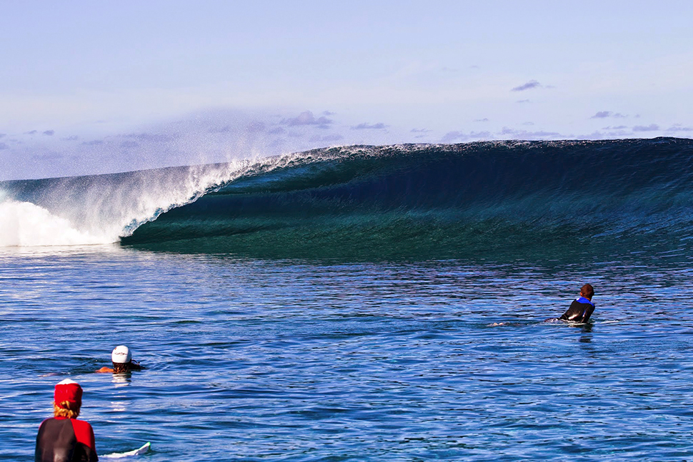 Big Wave Surfing: Tahiti's historic swell